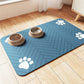🐾💧 Tapis de gamelle pour animaux facile à nettoyer – Bordure anti-débordement, surface imperméable, un coup d’éponge et c’est propre, fini les éclaboussures d’eau et les croquettes éparpillées sur le carrelage 🧼🐶