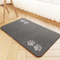 🐾💧 Tapis de gamelle pour animaux facile à nettoyer – Bordure anti-débordement, surface imperméable, un coup d’éponge et c’est propre, fini les éclaboussures d’eau et les croquettes éparpillées sur le carrelage 🧼🐶