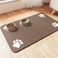 🐾💧 Tapis de gamelle pour animaux facile à nettoyer – Bordure anti-débordement, surface imperméable, un coup d’éponge et c’est propre, fini les éclaboussures d’eau et les croquettes éparpillées sur le carrelage 🧼🐶